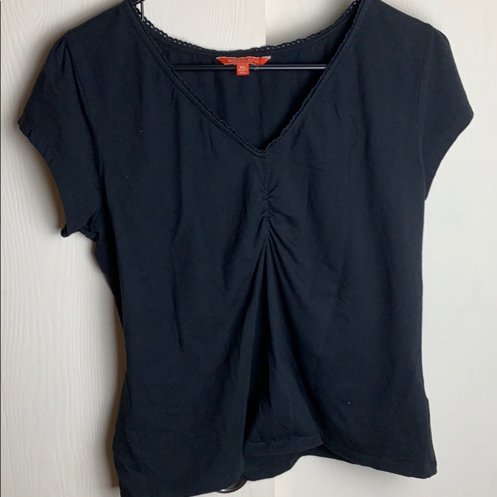 ModCloth Black V-Neck with detailing